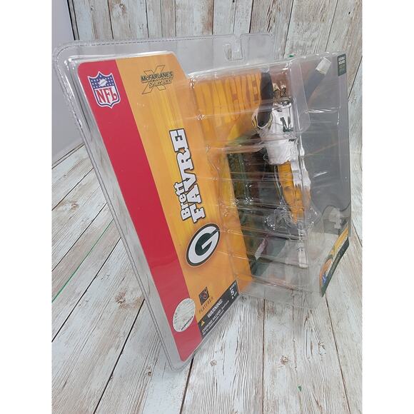 McFarlane BRETT FAVRE 2 White Variant Green Bay Packers NFL Figure 2003 Series 7 - Picture 3 of 5